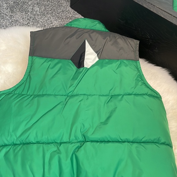 Volcom green winter retro puffy vest - Picture 6 of 6